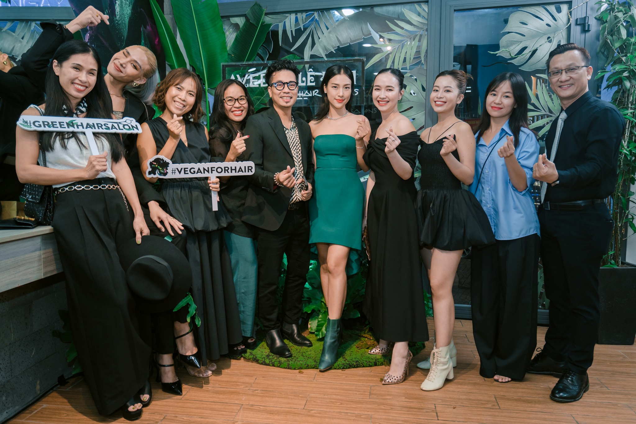 Sự kiện ra mắt salon Xanh dẫn đầu phong cách - Salon tóc đẹp Lê Hiếu